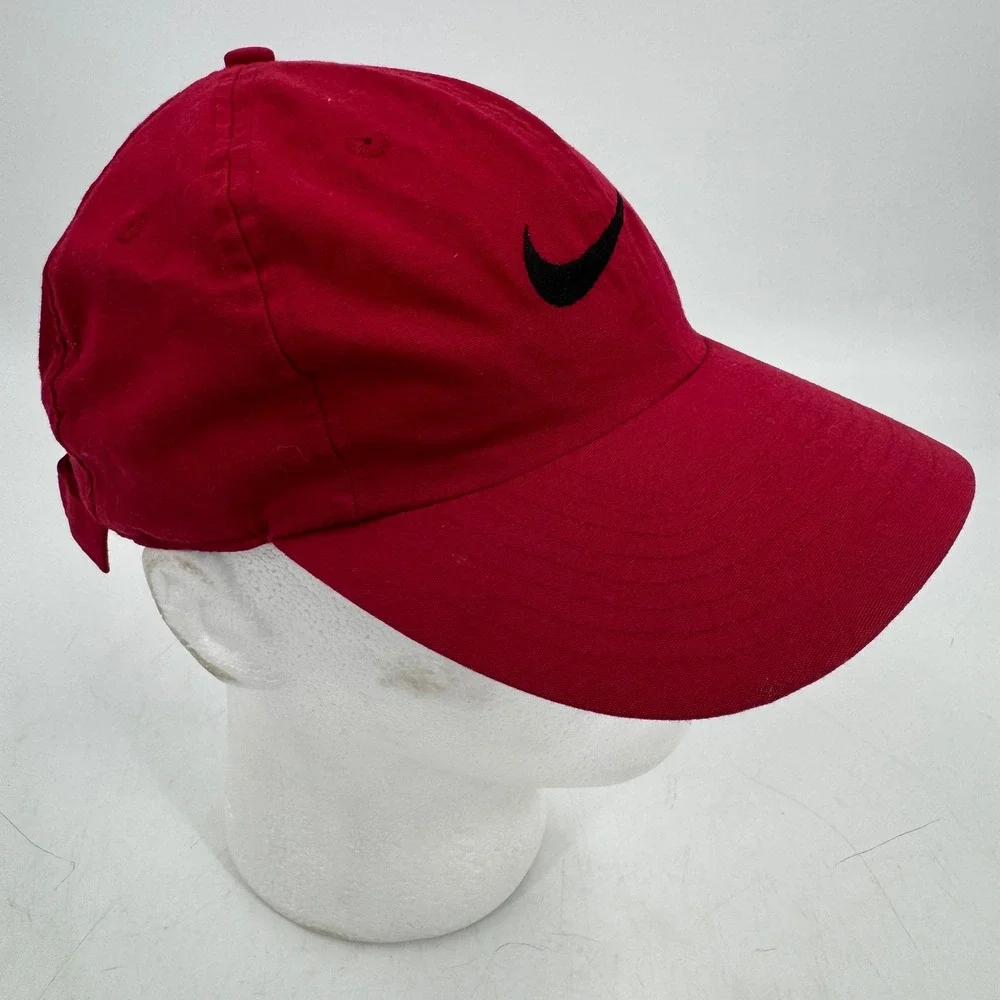 Vintage Nike Tiger Woods Y2K Hat Red Baseball‎ Cap Center Swoosh Logo Unisex